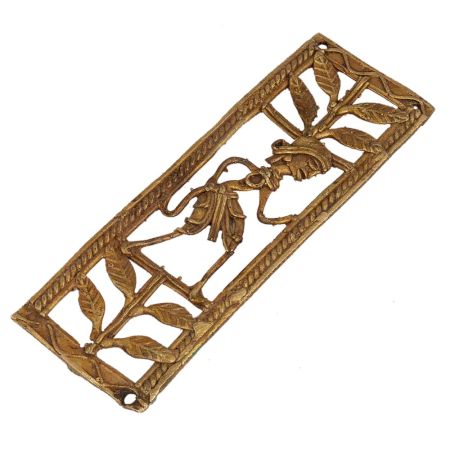 Entrancing Brass Metal Artwork For Uplifting Your Outdoor Spaces