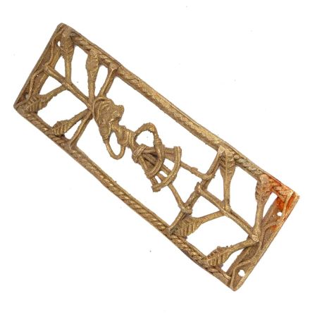 Royal And Charming Brass Metal Artwork That Impresses All