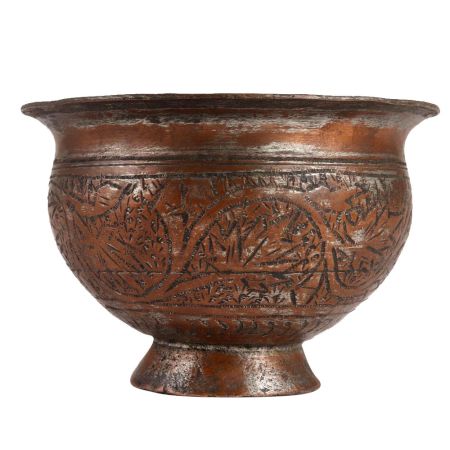 Copper Pot With Chinar Leaves And Round Base