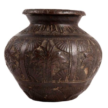 Leafy Pattern Embossed Water Pot In Dark Finish
