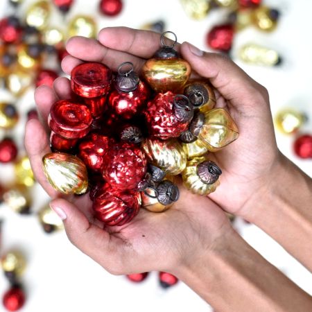 25 Pieces Red and Golden Tiny Christmas Ornaments 