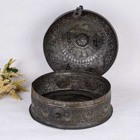 Round Engraved Jewelry Box Crafted from Brass
