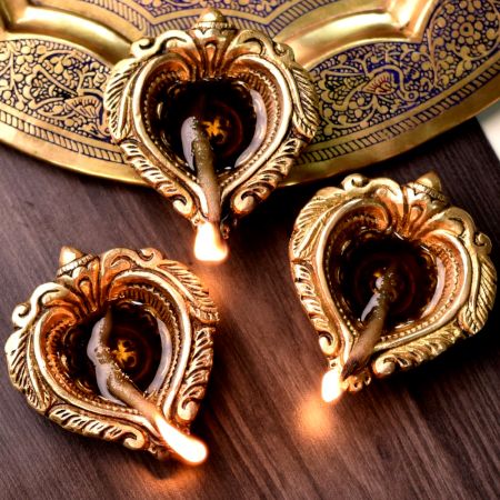 Brass Heart Shaped Oil Lamp Diya Pack of 3