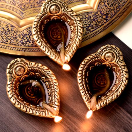 Leaf Shaped Diwali Decoration Diyas Pack of 3
