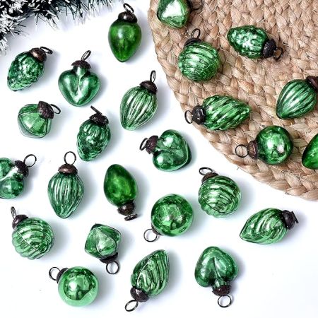 Indian-Shelf Handcrafted Vocalforlocal 12 Piece Glass Green Christmas Tree Ornaments Mix Design Christmas Decoration Hanging X-mas Tree Balls Party Event Halloween DÃ©cor