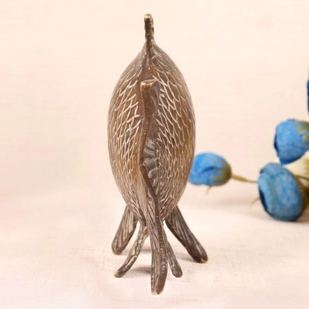 Premium Brass Handmade Fish Statue in English Art