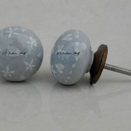 Grey Heart Flat Knob (1)