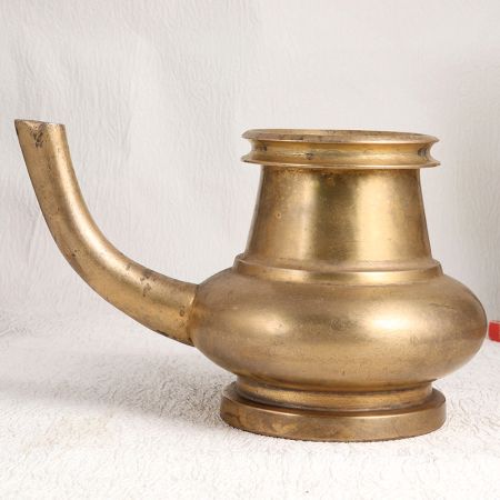 Sturdy Brass Water Pot with Spout for Home Decoration