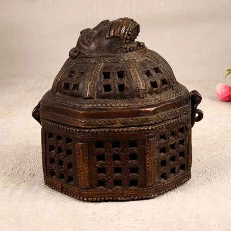 Vintage Dark Finish Jewelry Box Made of Finest Brass