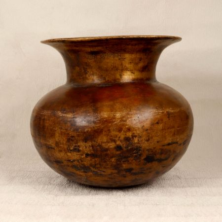 Handcrafted Vintage Finest Brass Pot for Flower Decoration