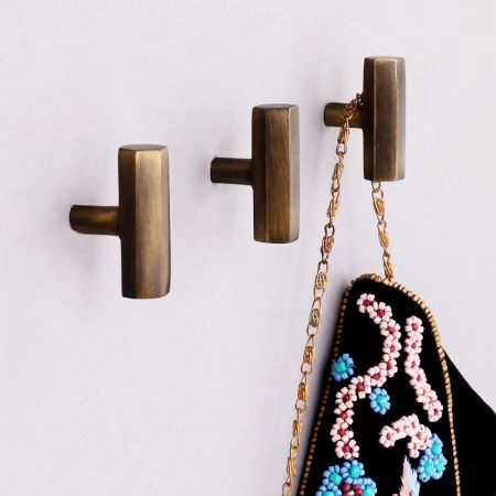 Modern Antique Hexa Gilli Iron Wall Hooks-3 Pieces