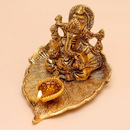 Modern Aluminium Ganpati on Leaf Diwali Diya Oil Lamp