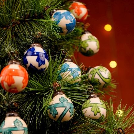 25 Pieces Decorative Multicolor Round Tiny Ceramic Christmas Ornaments