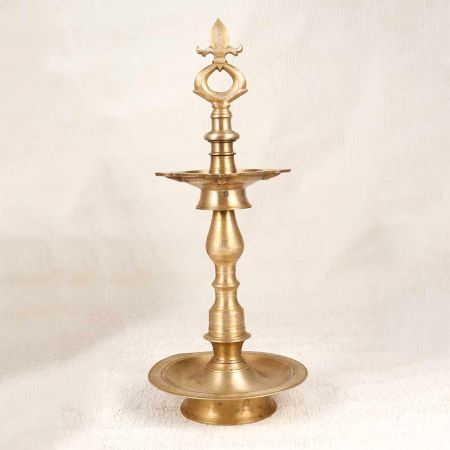 Handcrafted Elegant Brown Brass Oil Lamp for Decoration