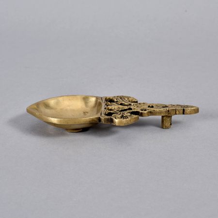 Indian Vintage Finest Brass Aarti Lamp for Prayer Room