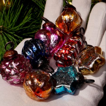 25 Pieces Handmade Multi-Coloured Distressed Glass Christmas Ornament