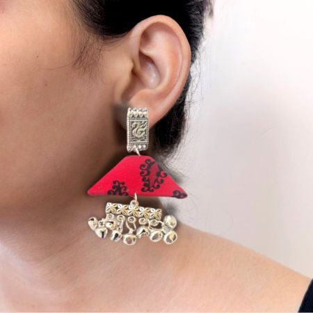 Red Printed Swan And Silver Ghungroo Earrings