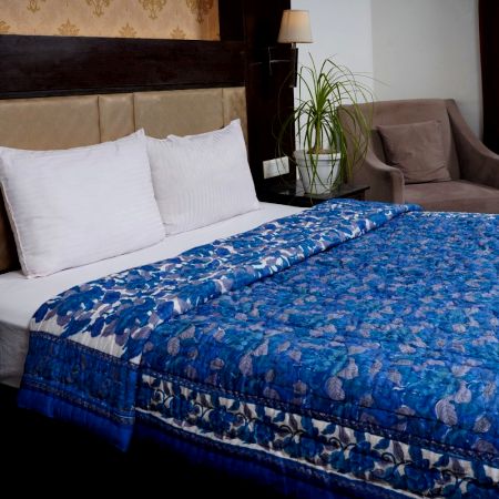 Blue Blossom Cotton Quilt