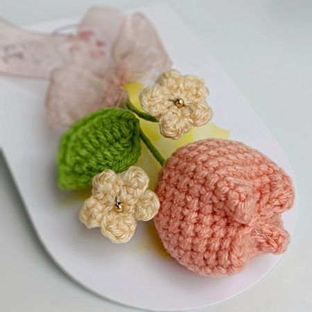 Peach Crochet Tulip With Ivory Accent With Ivory Accent