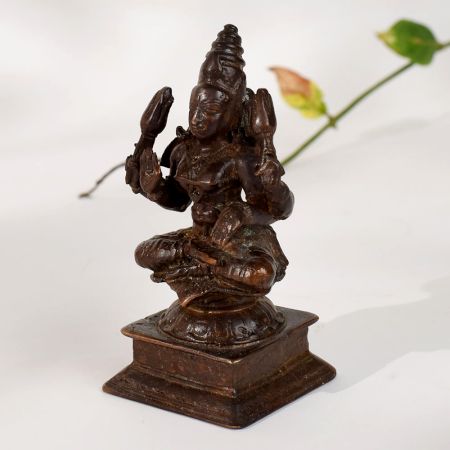 Antique Style Copper Goddess Lakshmi Statue for Altars