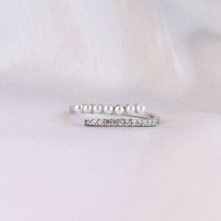 Sterling Silver Studded Pearl Adjustable Cocktail Ring