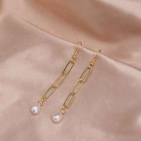 Gold Link Chain Freshwater Pearl Dangle Earrings
