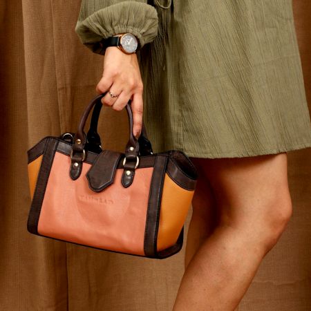 Handcrafted Blush Peach Handbag Leather Graceful Refined