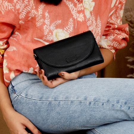 Handmade Charcoal Clutches Leather Functional Luxury Graceful