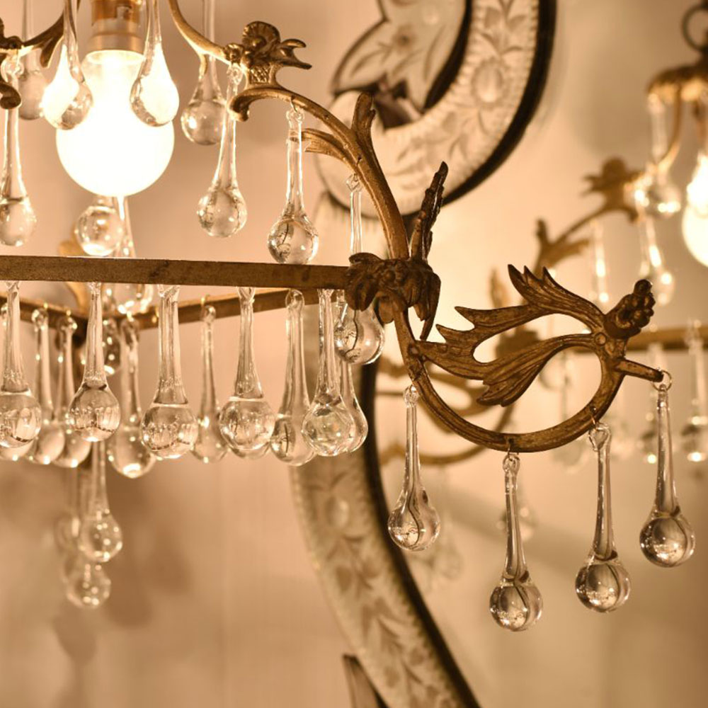 Handcrafted Vintage Design Brass Chandelier With 44 Clear Glass Tear Drop