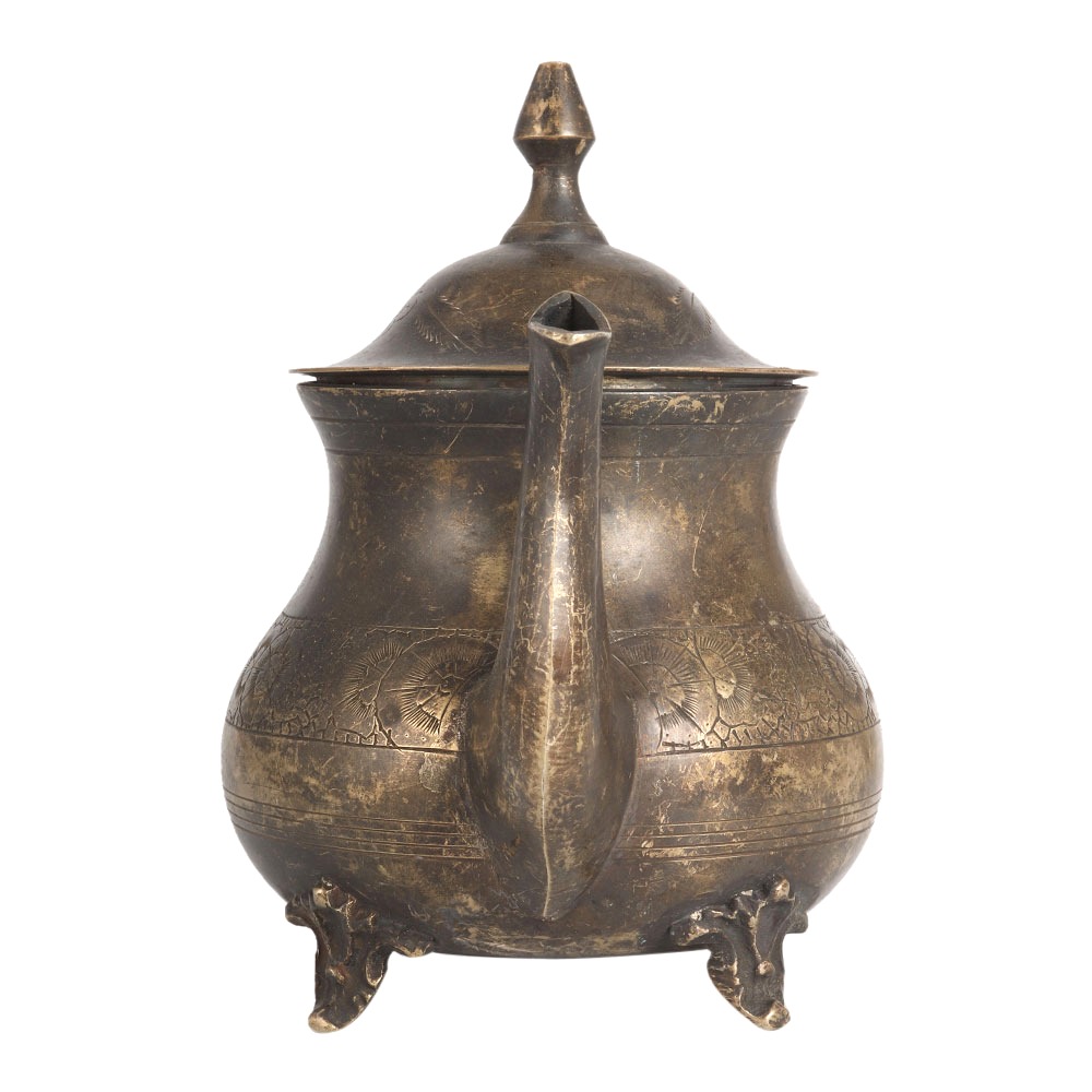 Vintage Brass Tea Kettle or Ketli in English Art