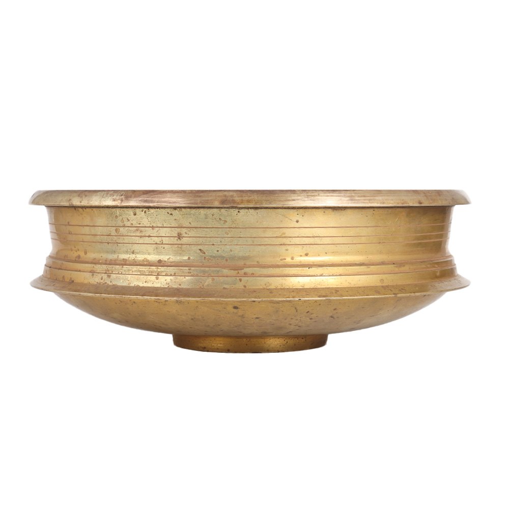 Sturdy Brass Urli in Traditional Design