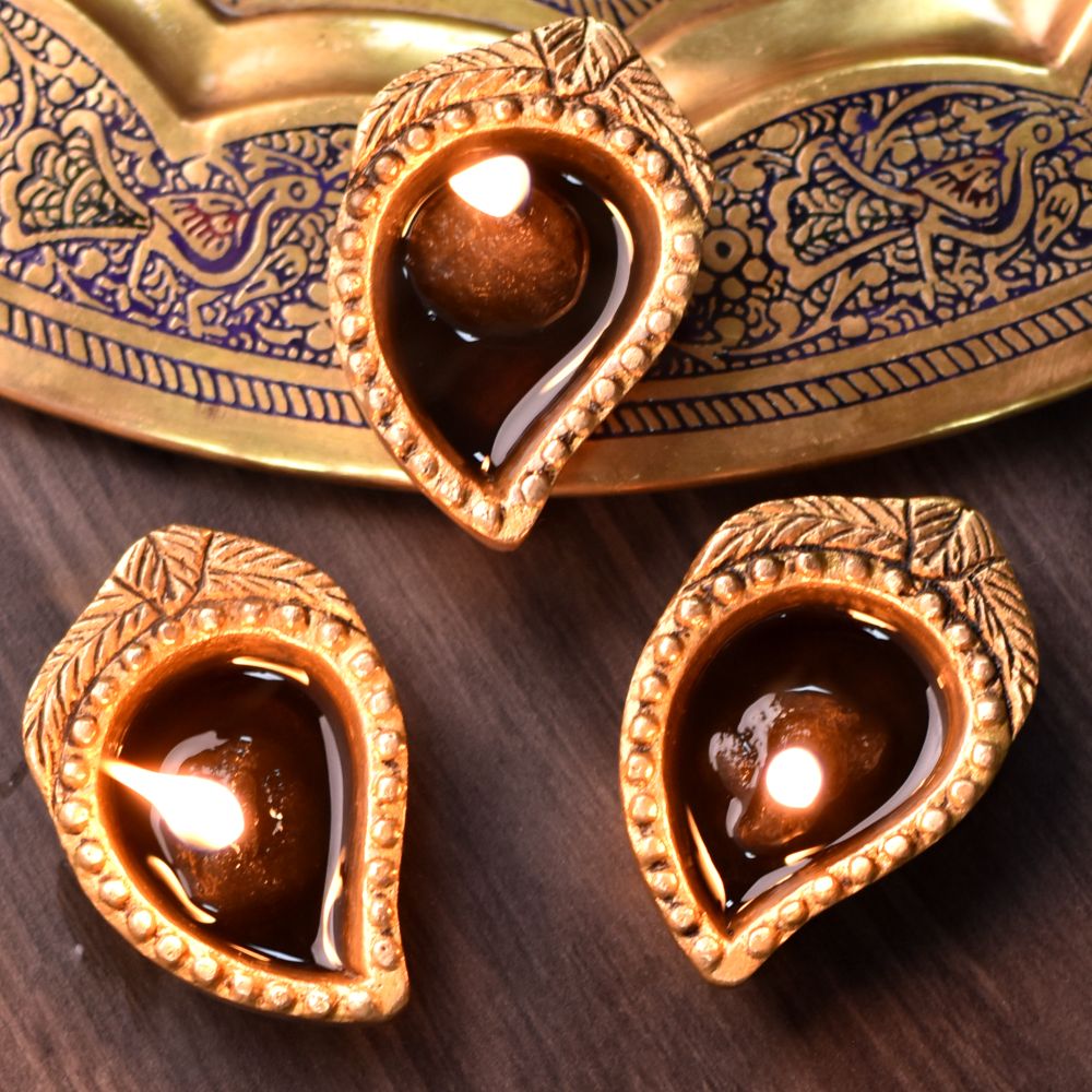 Brass Mango Shaped Diwali Gifting Diya Pack of 3