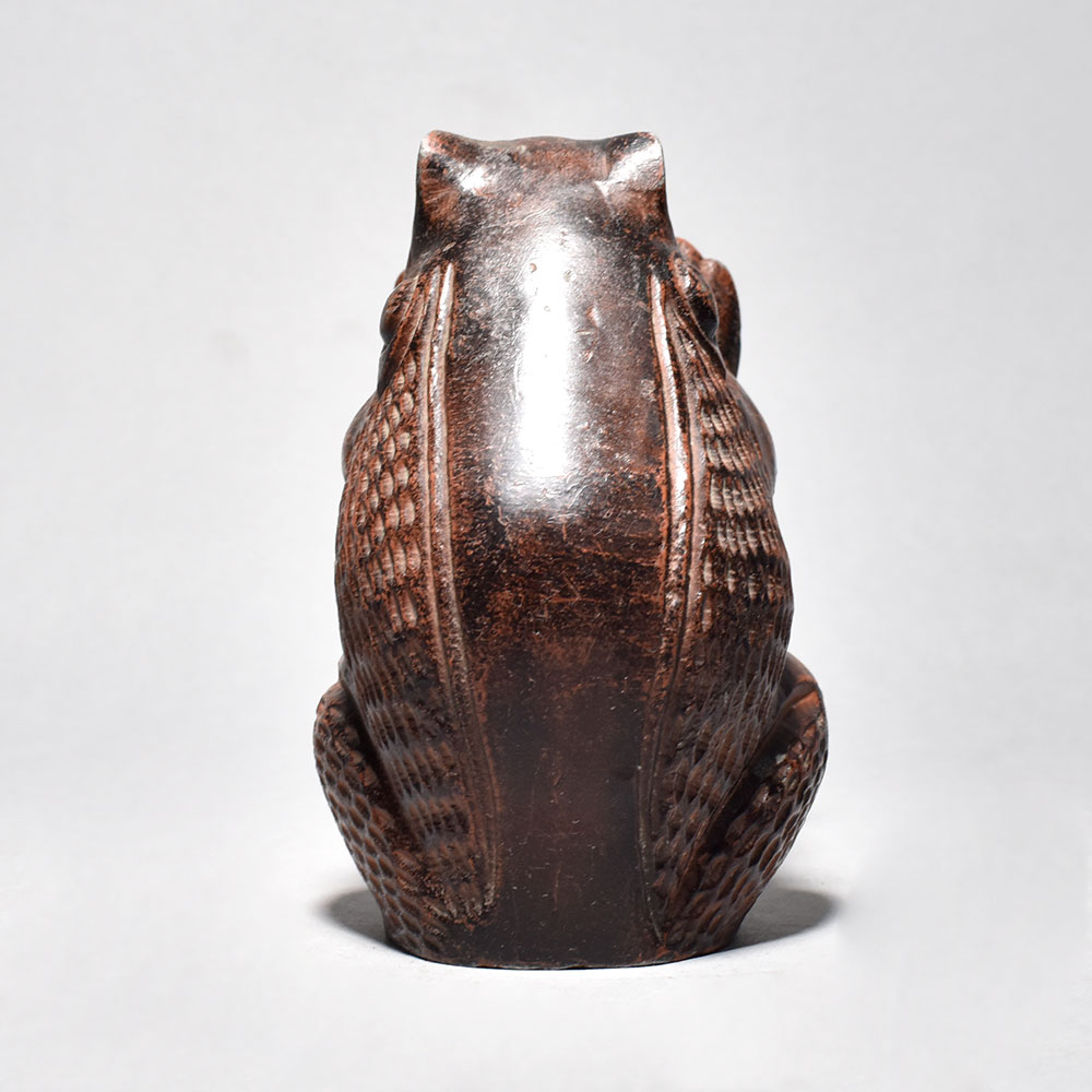 Elegant Metal Frog Sitting Figurine - English Art