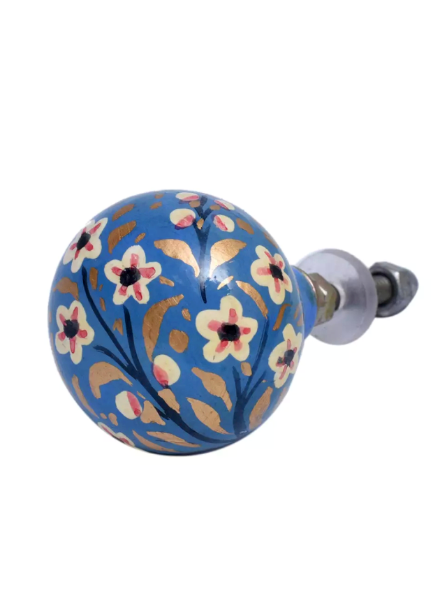 Kashmir Knobs: A Legacy of Craftsmanship