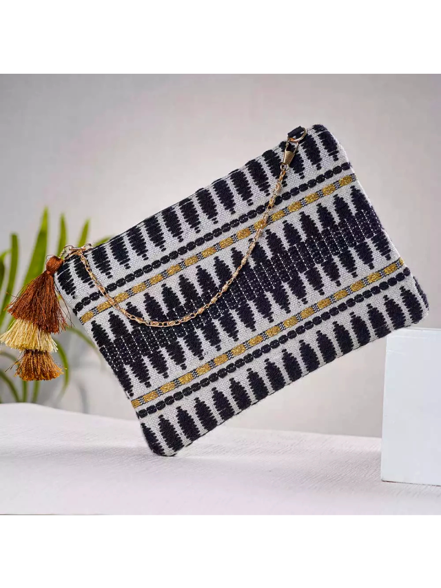 What Makes Handcrafted Bags Feel So Personal?