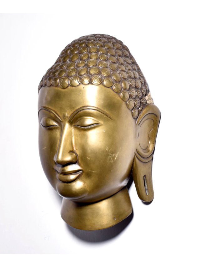 Wall Art Breathes Life Into Silent Walls