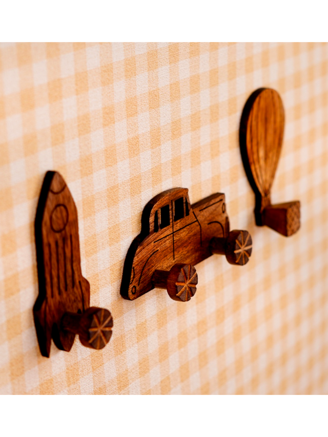 Adhesive Hooks: Transforming Wall Organization Instantly